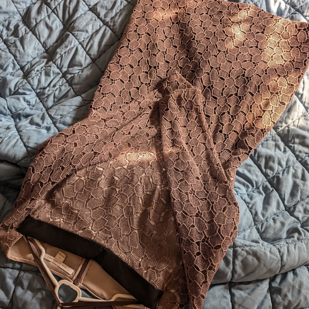 Diane von Furstenburg Sarita pebbled lace dress taupe / black leather women 12 - Picture 7 of 14